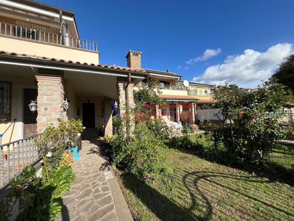 casa indipendente in vendita a Trevignano Romano