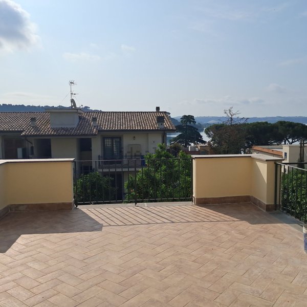 appartamento in vendita a Trevignano Romano