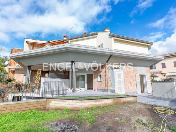 appartamento in vendita a Trevignano Romano