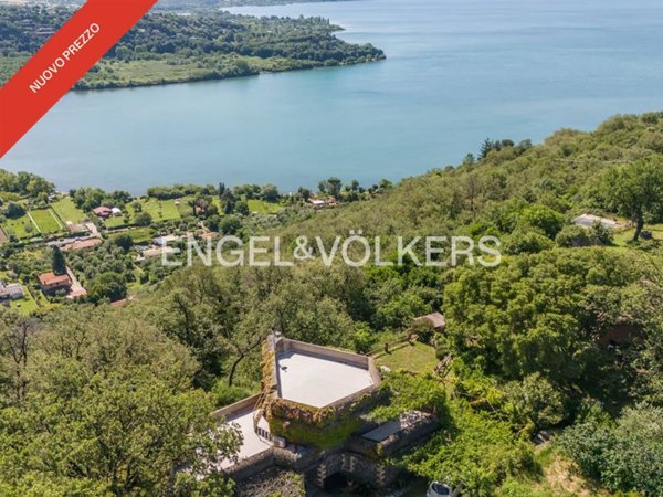 casa indipendente in vendita a Trevignano Romano