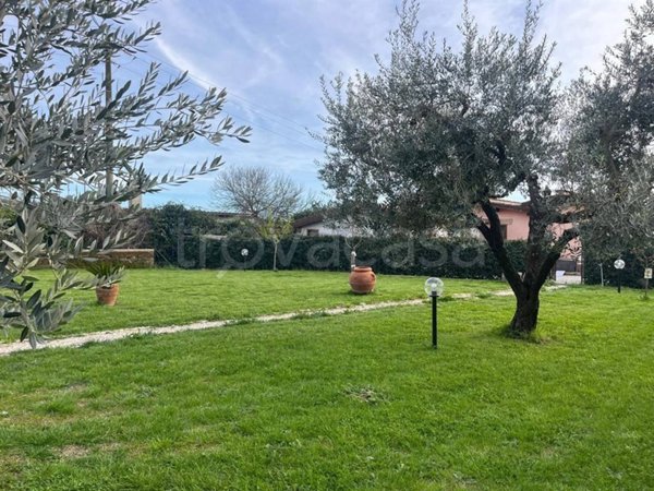casa indipendente in vendita a Trevignano Romano