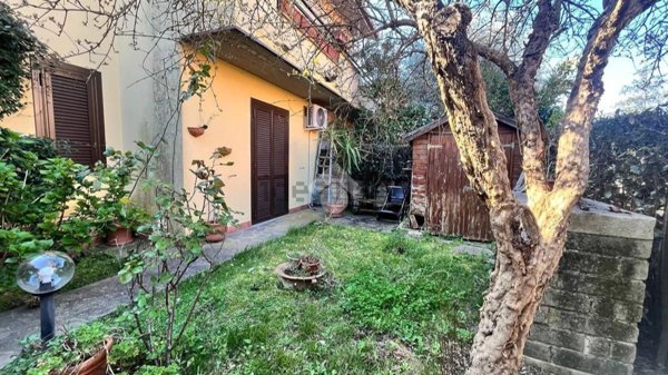 casa indipendente in vendita a Trevignano Romano