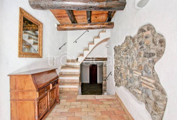 casa indipendente in vendita a Trevignano Romano