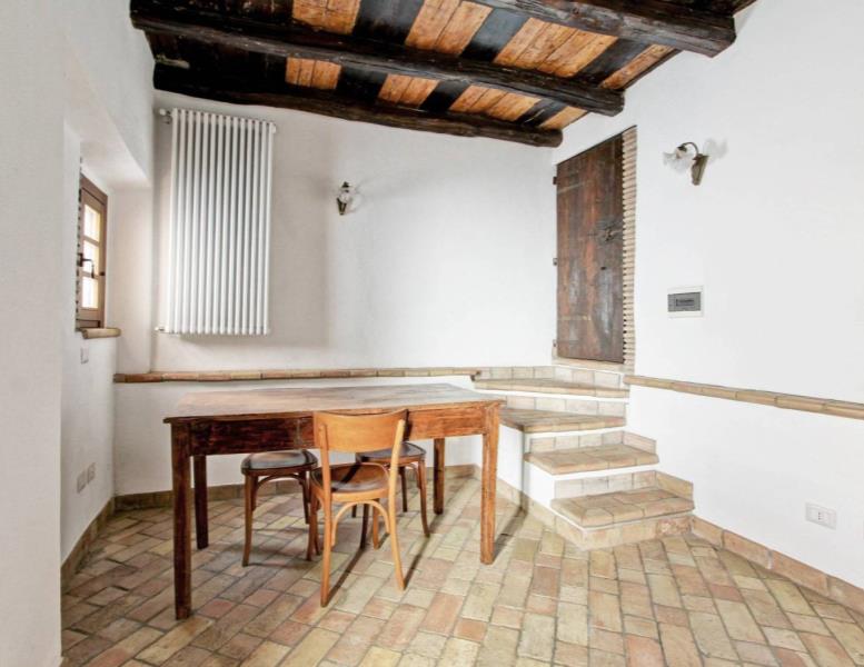 intera palazzina in vendita a Trevignano Romano