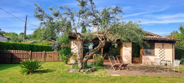 casa indipendente in vendita a Trevignano Romano