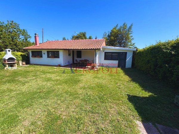 casa indipendente in vendita a Trevignano Romano