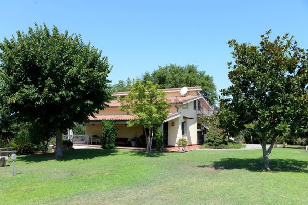 casa indipendente in vendita a Trevignano Romano