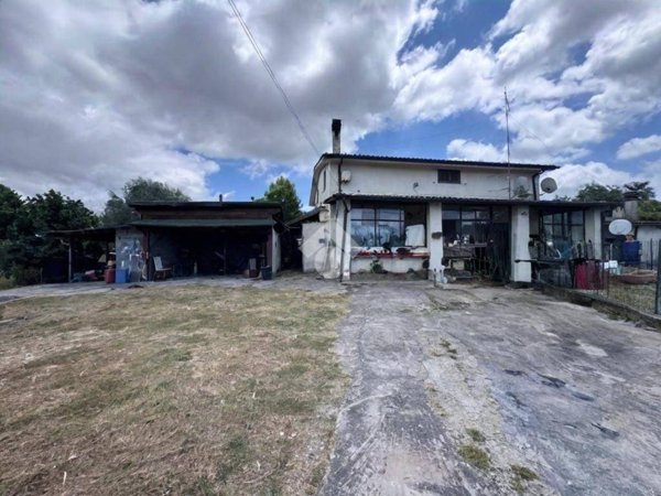 casa indipendente in vendita a Trevignano Romano