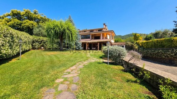 casa indipendente in vendita a Trevignano Romano