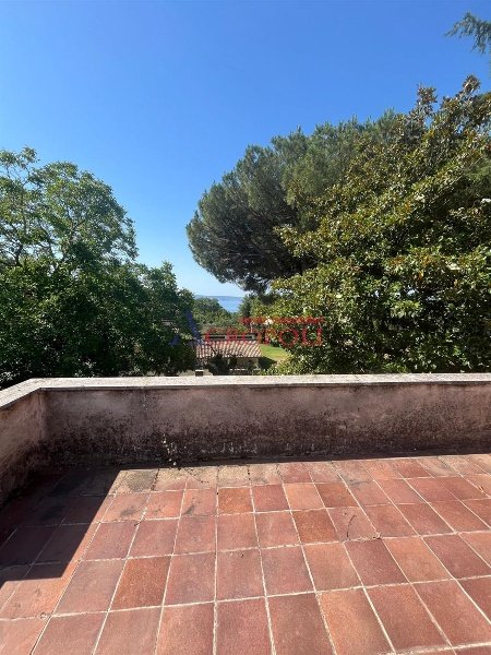casa indipendente in vendita a Trevignano Romano