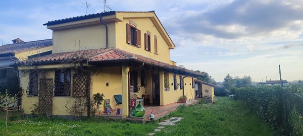 casa indipendente in vendita a Trevignano Romano