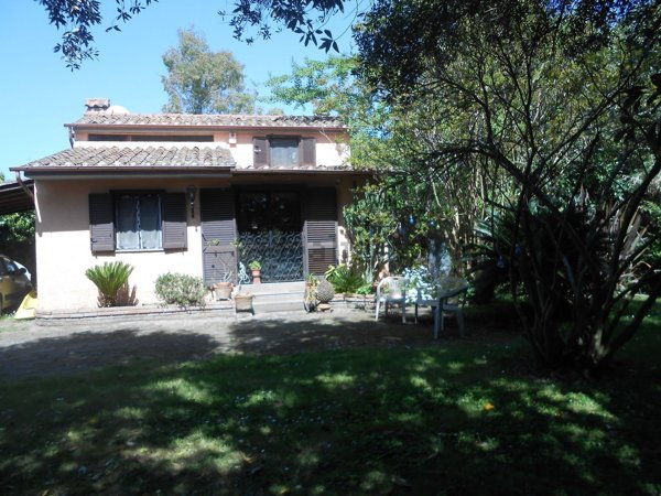 casa indipendente in vendita a Trevignano Romano