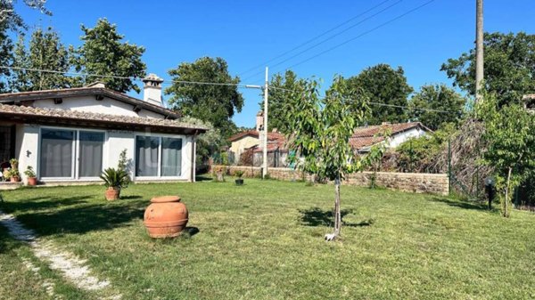 casa indipendente in vendita a Trevignano Romano