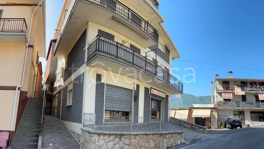 appartamento in vendita a Vallepietra