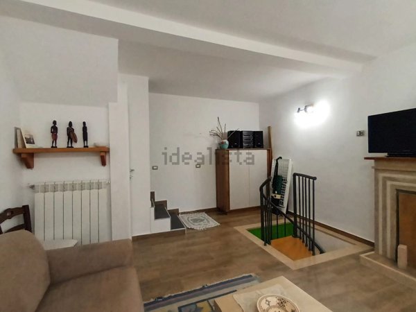 appartamento in vendita a Vallepietra