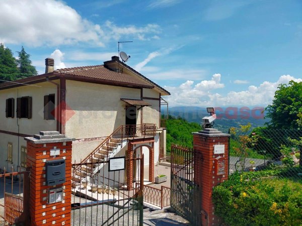 appartamento in vendita a Vallinfreda