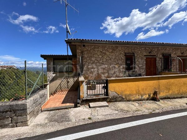 appartamento in vendita a Vallinfreda