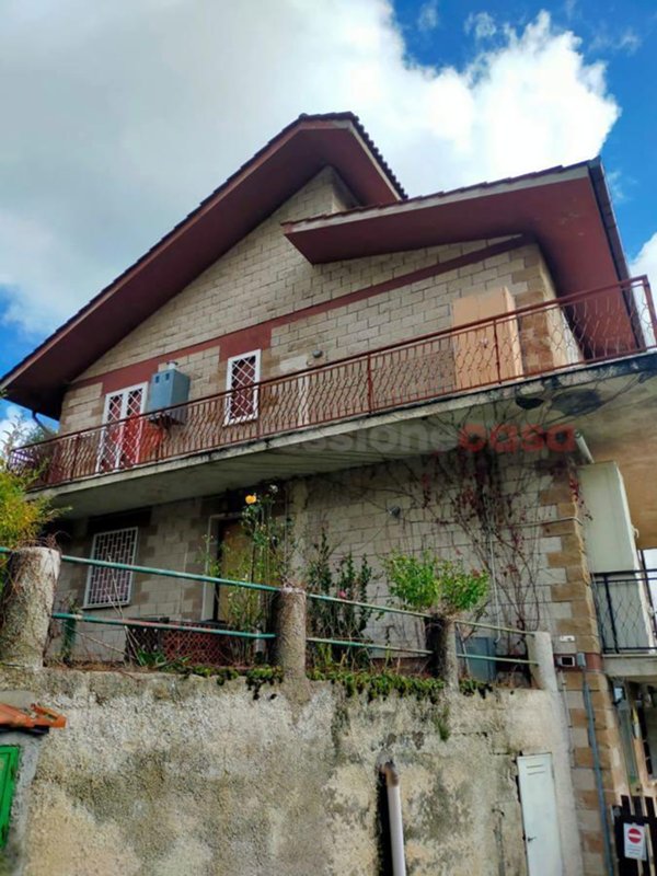 casa indipendente in vendita a Vallinfreda