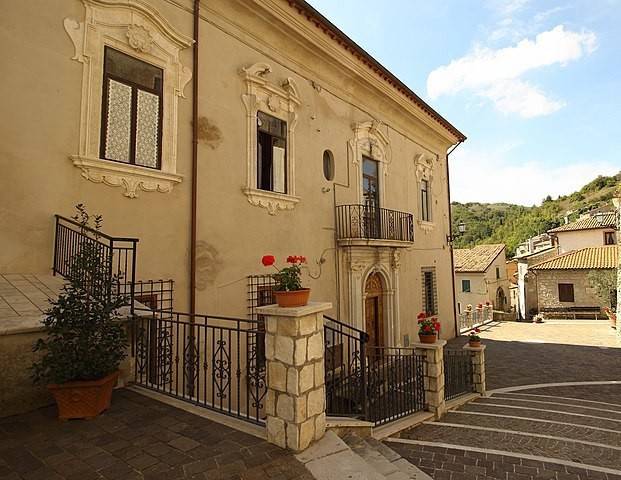 appartamento in vendita a Vallinfreda