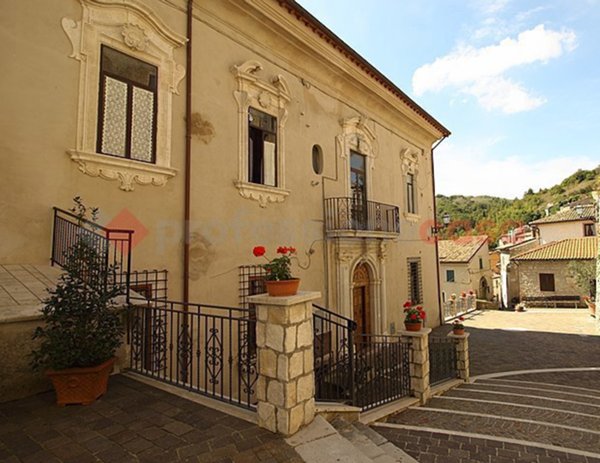 appartamento in vendita a Vallinfreda