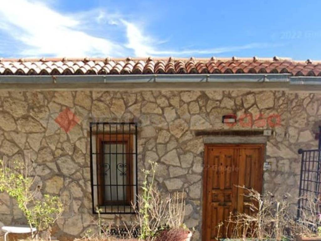 casa indipendente in vendita a Vallinfreda