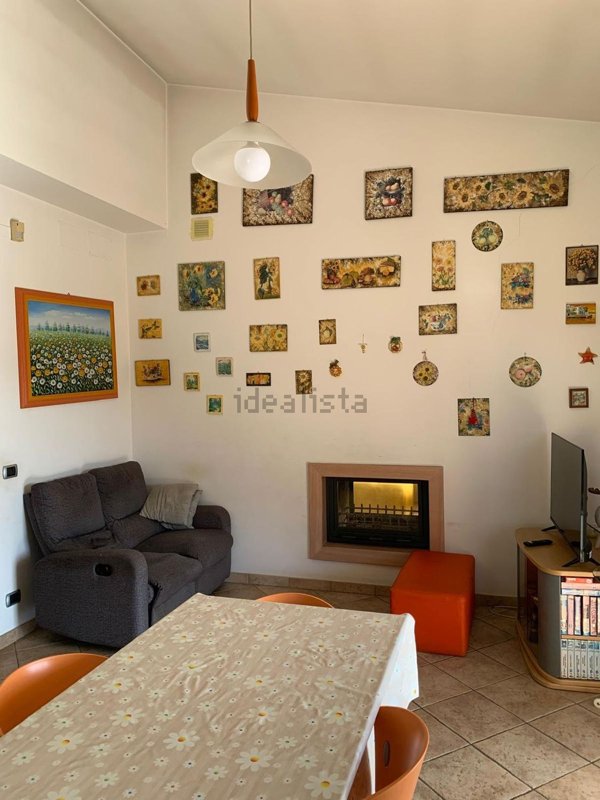 casa indipendente in vendita a Vallinfreda