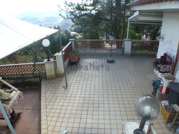 appartamento in vendita a Vallinfreda