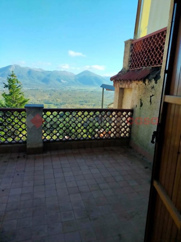 appartamento in vendita a Vallinfreda