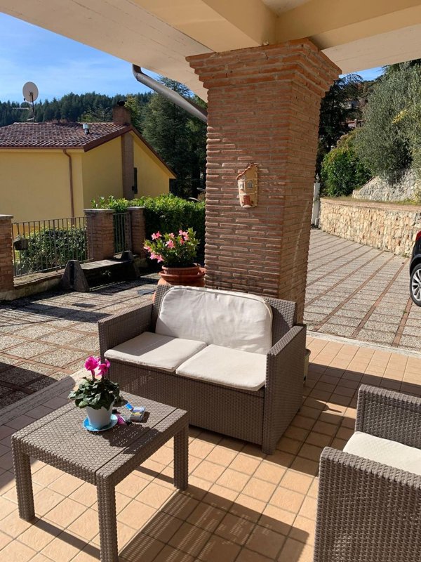 casa indipendente in vendita a Vallinfreda