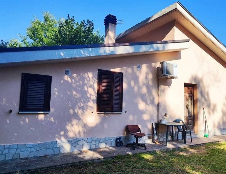 casa indipendente in vendita a Valmontone