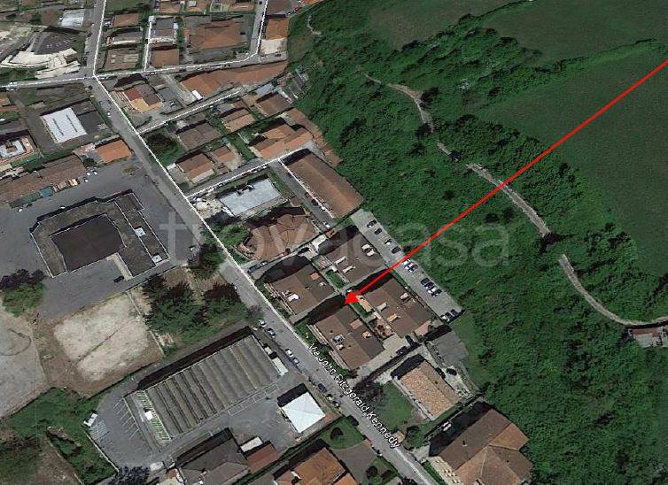 negozio in vendita a Valmontone