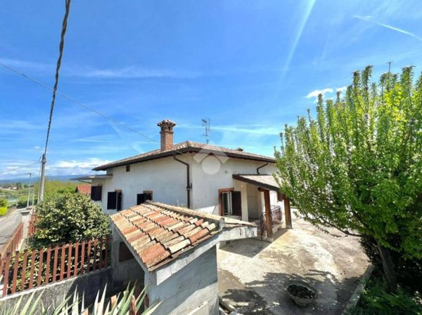 casa indipendente in vendita a Valmontone