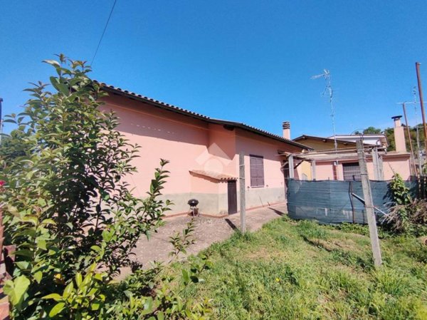 casa indipendente in vendita a Valmontone