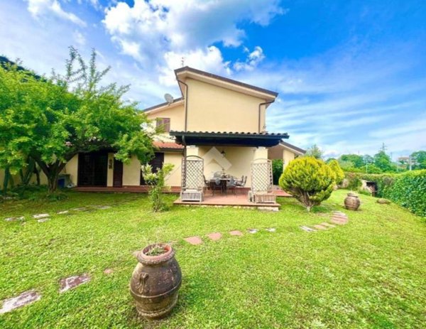 casa indipendente in vendita a Valmontone