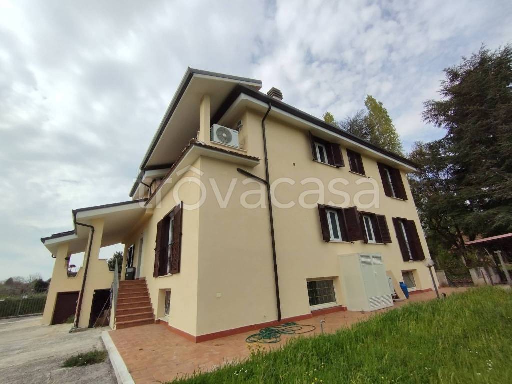 casa indipendente in vendita a Valmontone