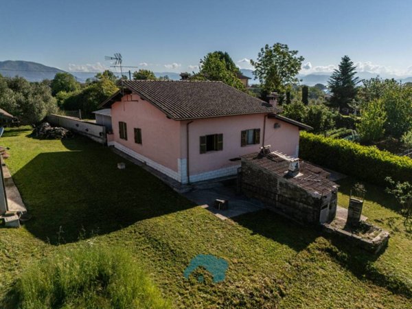 casa indipendente in vendita a Valmontone