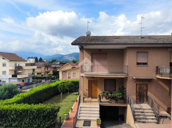 casa indipendente in vendita a Valmontone