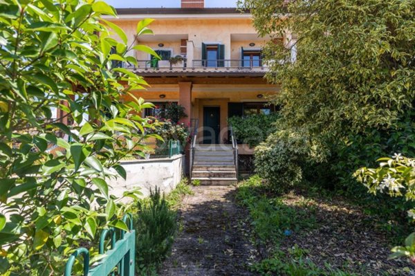 casa indipendente in vendita a Valmontone