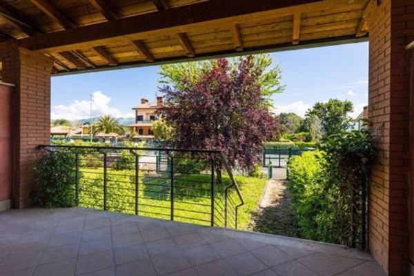 casa indipendente in vendita a Valmontone