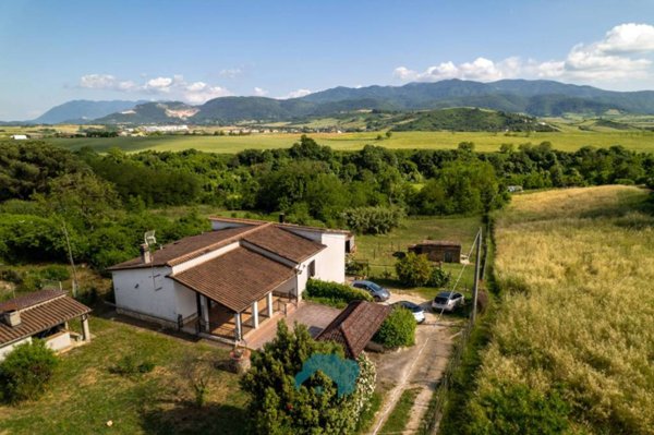 casa indipendente in vendita a Valmontone