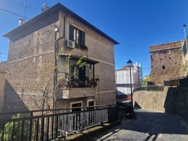 appartamento in vendita a Valmontone