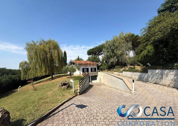 casa indipendente in vendita a Valmontone