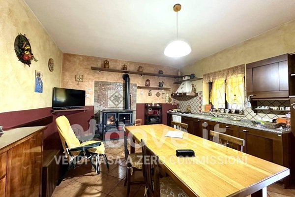 casa indipendente in vendita a Valmontone