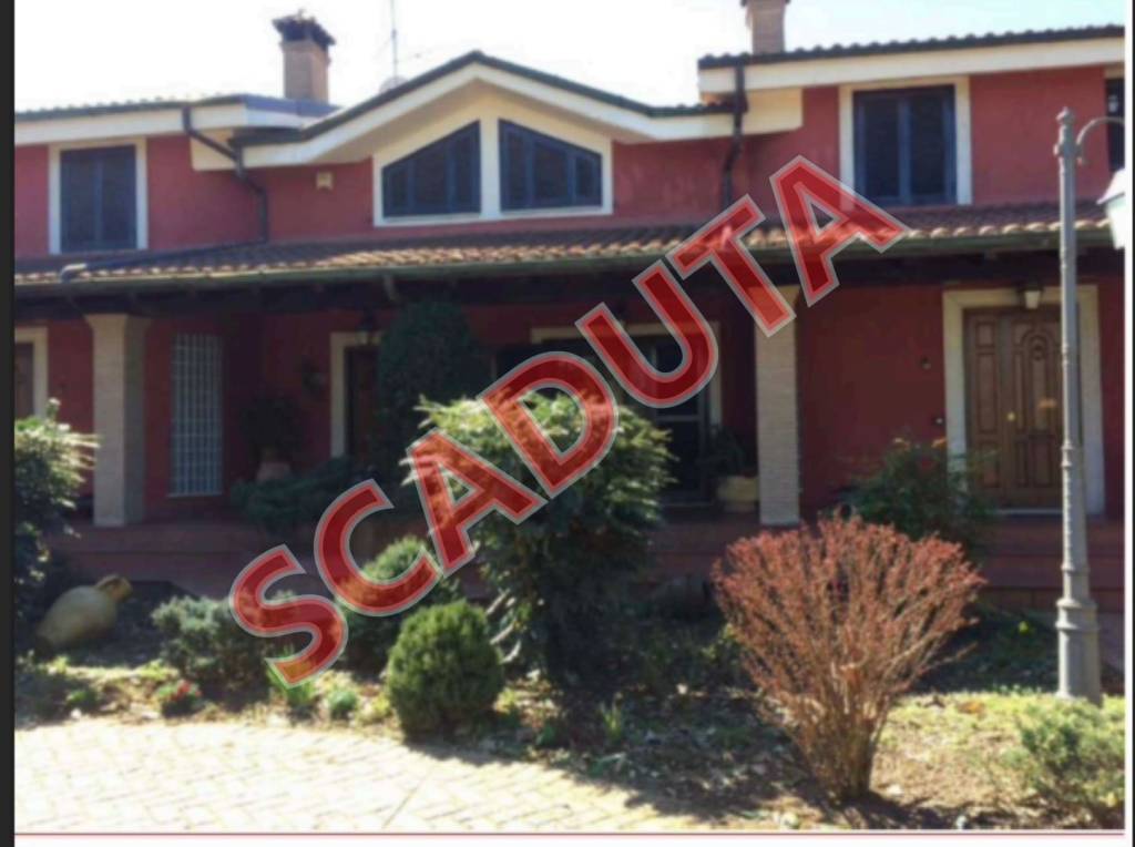 casa indipendente in vendita a Valmontone