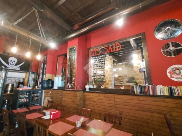 negozio in vendita a Valmontone