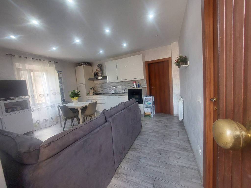 appartamento in vendita a Valmontone