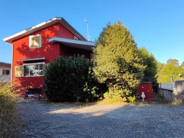 casa indipendente in vendita a Valmontone