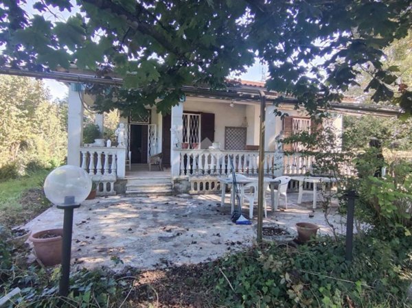 casa indipendente in vendita a Valmontone