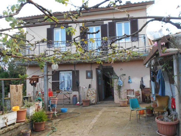 casa indipendente in vendita a Valmontone
