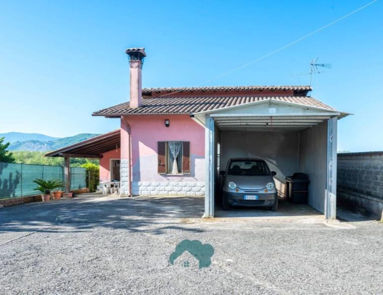 casa indipendente in vendita a Valmontone